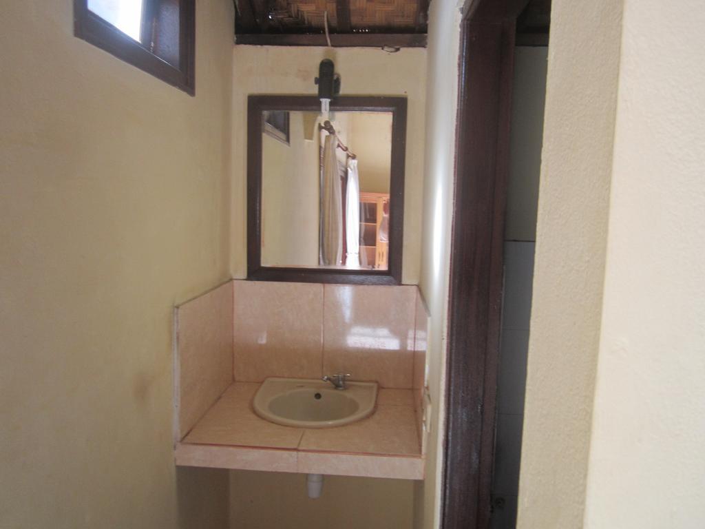 Teman Teman Bungalows 1 Amed Екстериор снимка