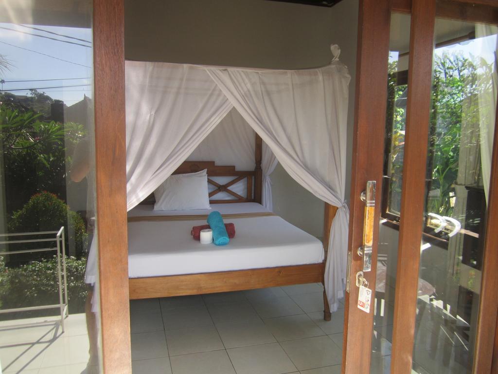 Teman Teman Bungalows 1 Amed Екстериор снимка