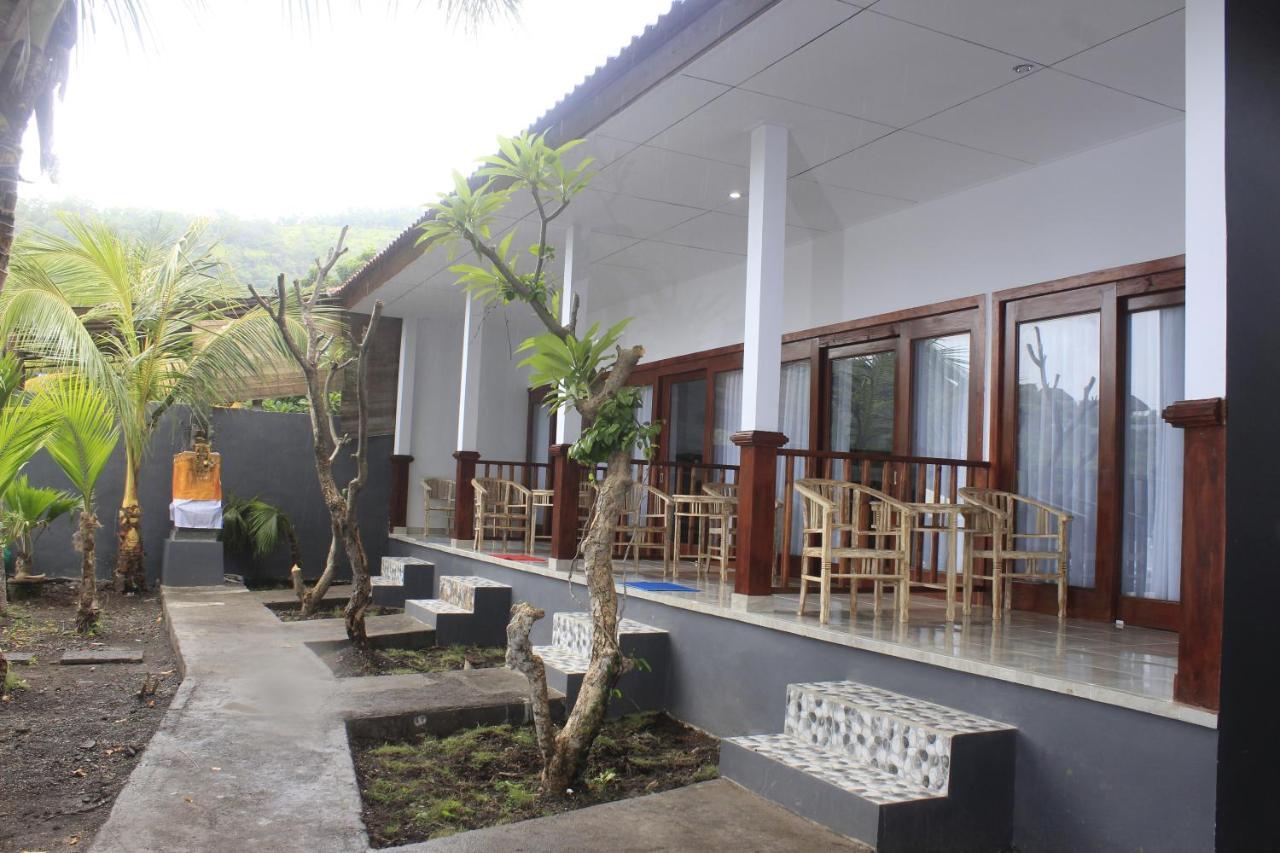 Teman Teman Bungalows 1 Amed Екстериор снимка