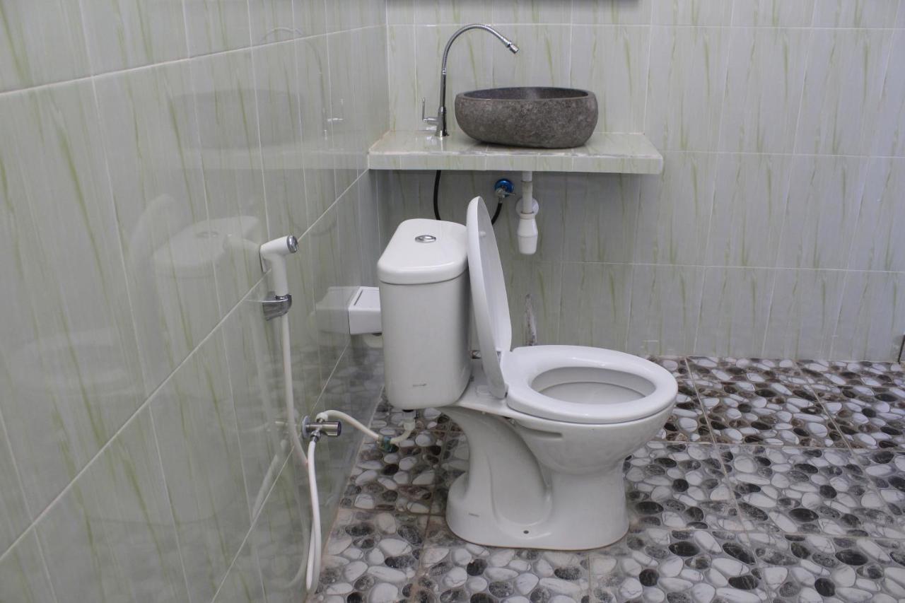 Teman Teman Bungalows 1 Amed Екстериор снимка