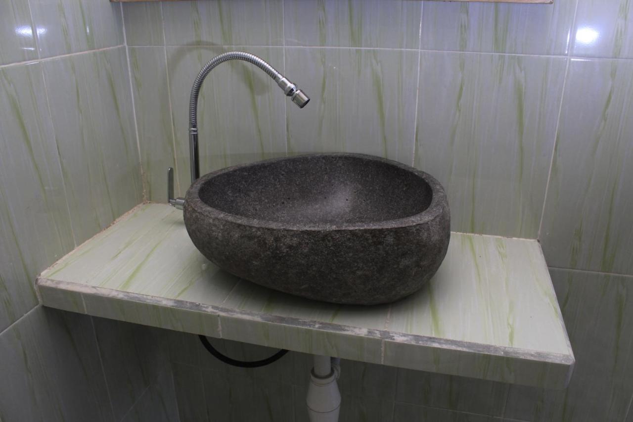 Teman Teman Bungalows 1 Amed Екстериор снимка